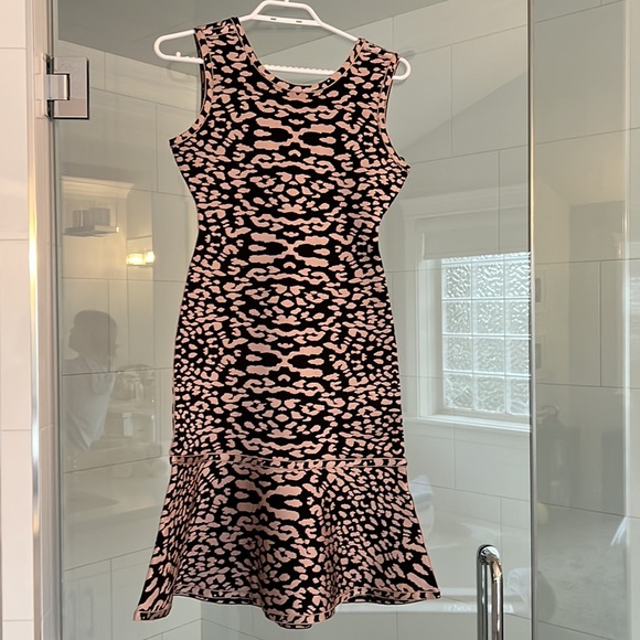 Herve Leger dress - Picture 2 of 3